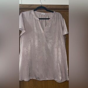 Elegant Women's V-Neck Top - Light Pink
